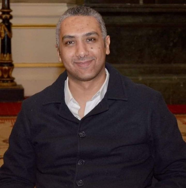 غلاف كتاب "مذكرات كاريوكا"