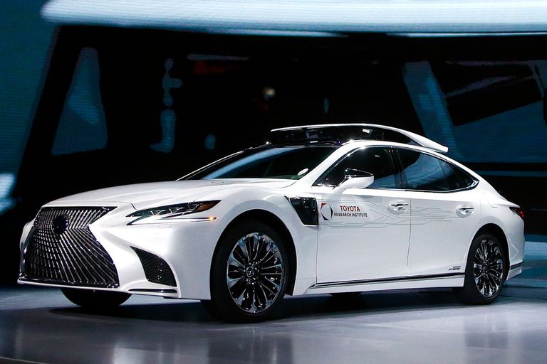 سيارة مرسيدس Vision Urbanetic