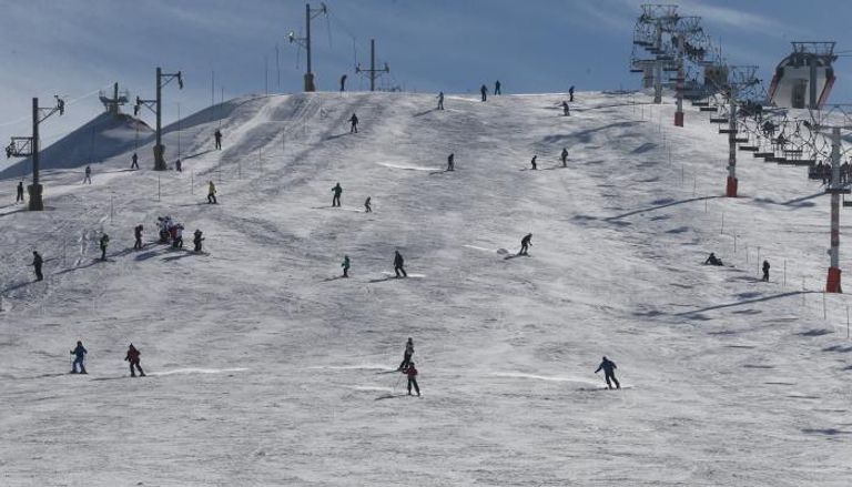 بداية موسم التزلج في لبنان