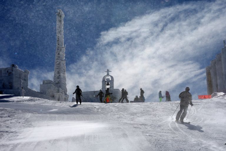 بداية موسم التزلج في لبنان