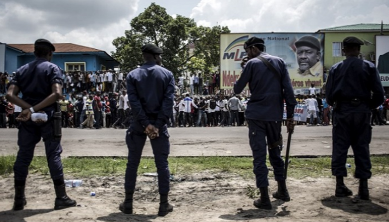 الشرطة في الكونغو الديمقراطية أثناء الانتخابات