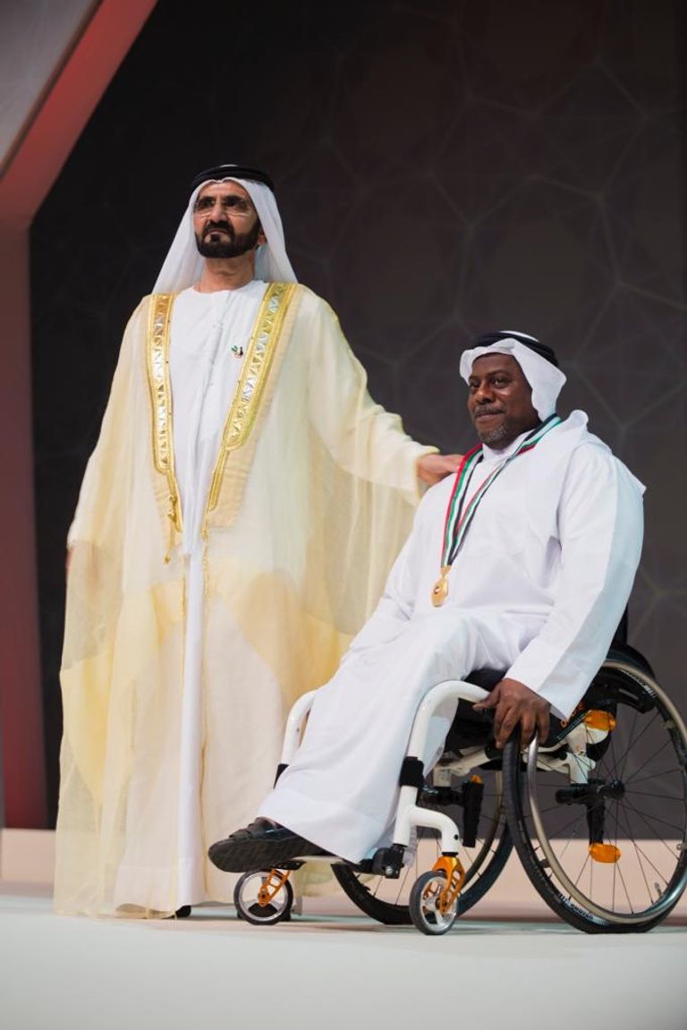 محمد بن راشد يكرم الفائزين بجائزته للأداء الحكومي المتميز - أرشيفية