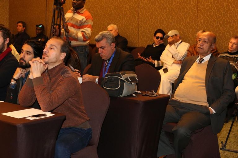 جواد الأسدي خلال المؤتمر الصحفي