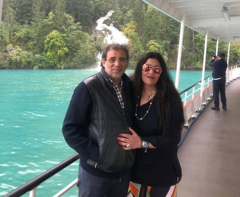 المخرج خالد يوسف والإعلامية ياسمين الخطيب