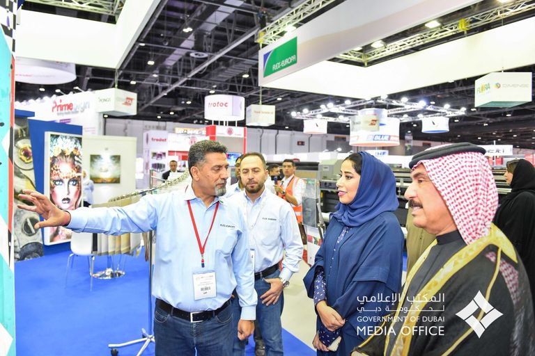 افتتاح فعاليات معرض الشرق الأوسط للوحات والتصميمات الإعلانية 2019