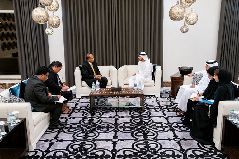 الشيخ عبدالله بن زايد آل نهيان ورئيس جمهورية كيريباتي الشيخ عبدالله بن زايد آل نهيان ورئيس جمهورية كيريباتي