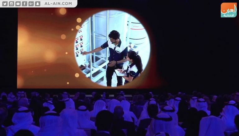 الدكتور مطر حامد النيادي، وكيل وزارة الطاقة والصناعة الإماراتية