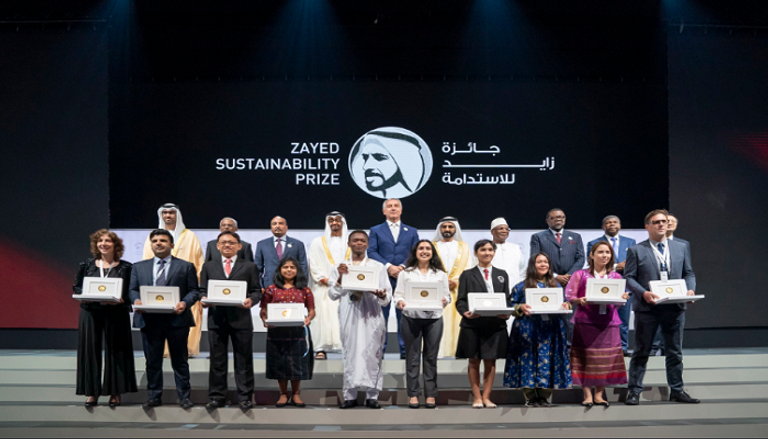 تكريم الفائزين بجائزة زايد للاستدامة