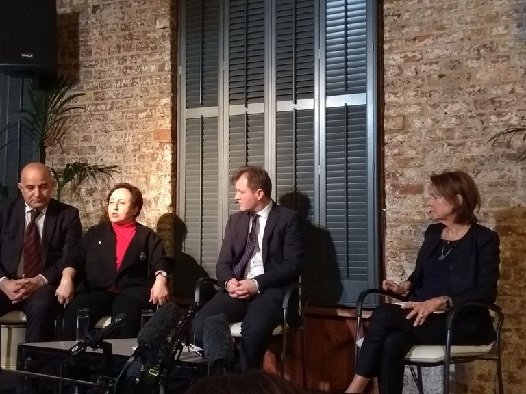 جانب من المؤتمر في لندن