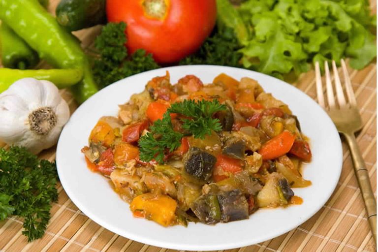 طريقة عمل يخنة الخضار بالدجاج يخنة الخضار