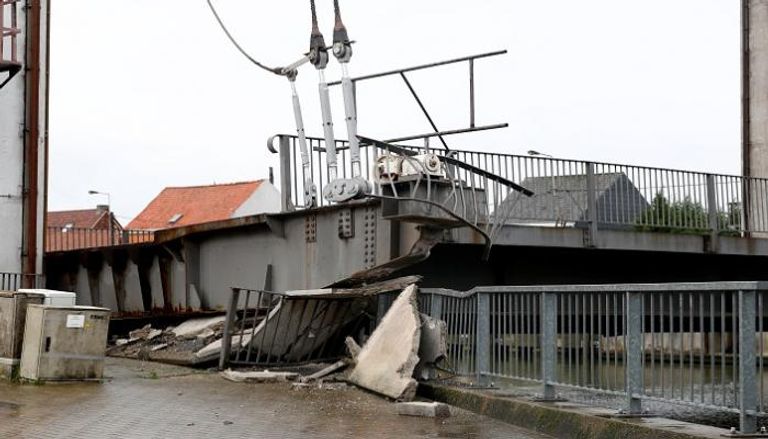 حادث بجسر "هومبيك" في بلجيكا