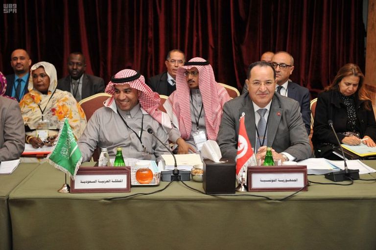 أعمال الجلسة الأولى للقمة العربية التنموية الاقتصادية