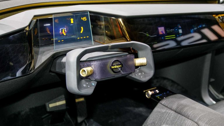 سيارة نيسان IMs