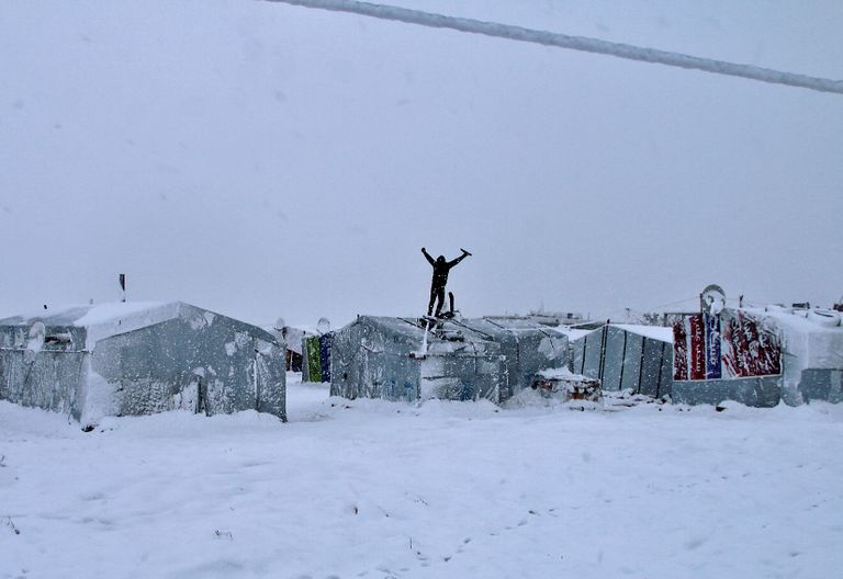 الثلوج تكسو لبنان