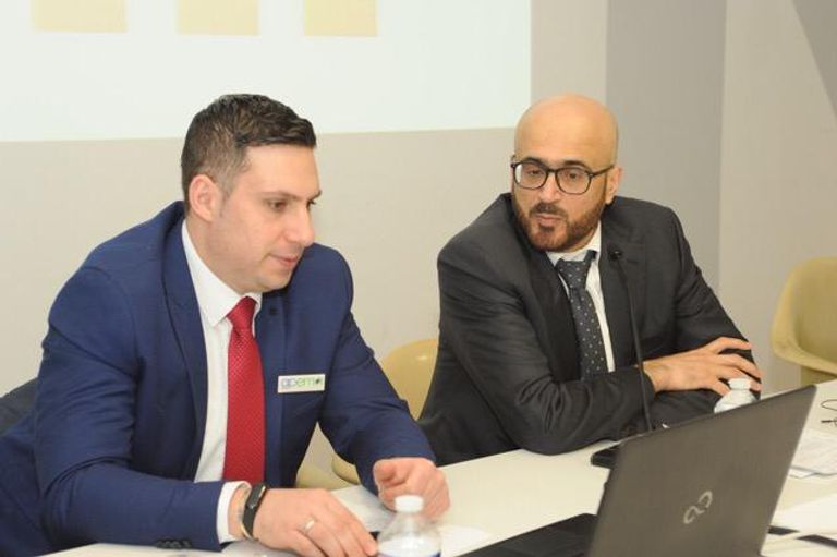 جانب من يوم عمل بحثي بجامعة بوردو مونتانين الفرنسية