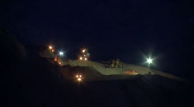 تكثيف الجهود في إسبانيا لإنقاذ طفل سقط في بئر عميقة