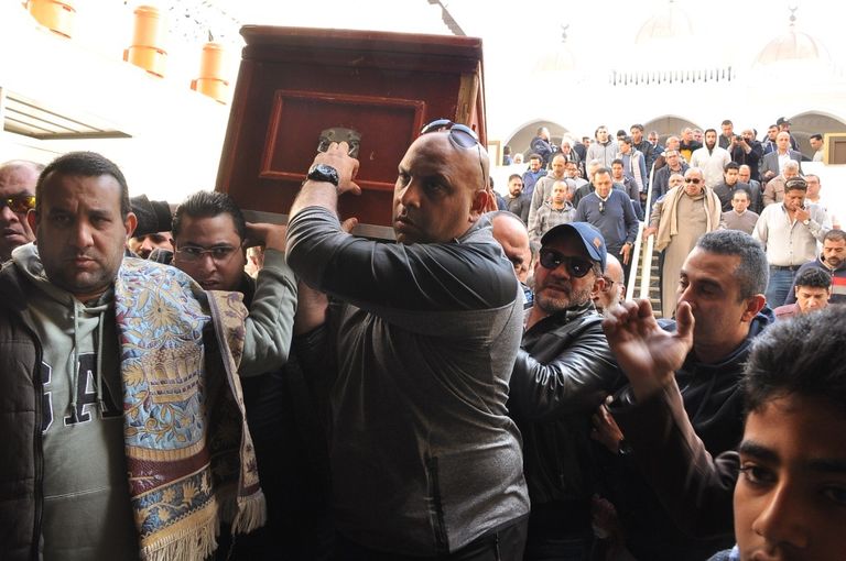 تشييع جثمان الفنان سعيد عبدالغني