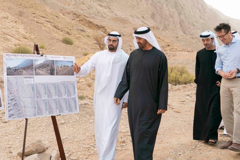 جانب من زيارة الشيخ محمد بن زايد آل نهيان لموقع 