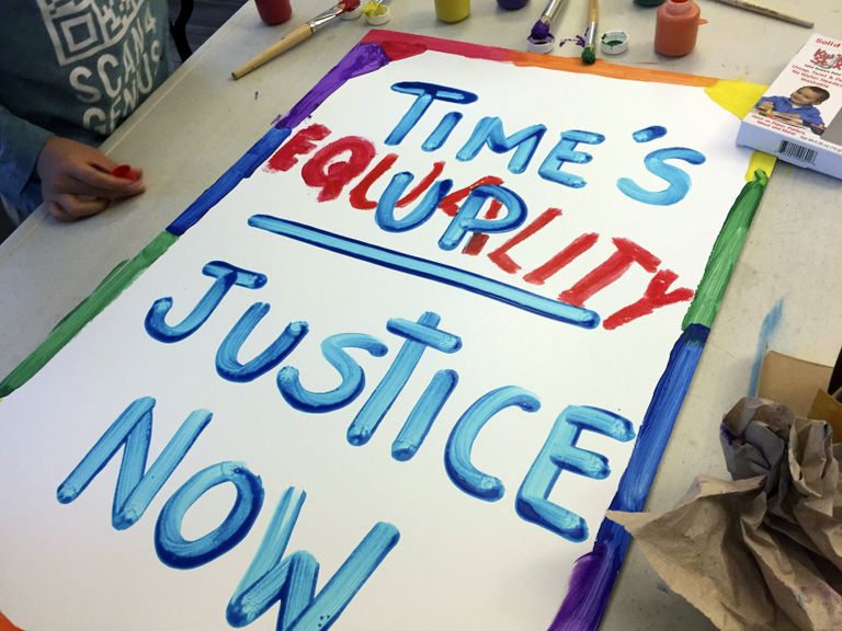 "مسيرة النساء" تحاول التعبئة للتظاهر ضد سياسات ترامب رغم الانقسامات