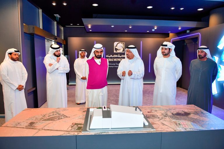 الشيخ محمد بن راشد آل مكتوم يتفقد المشروعات الجديدة في دبي الشيخ محمد بن راشد آل مكتوم يتفقد المشروعات الجديدة