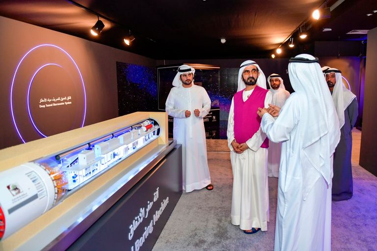 الشيخ محمد بن راشد آل مكتوم يتفقد المشروعات الجديدة في دبي الشيخ محمد بن راشد آل مكتوم يتفقد المشروعات الجديدة