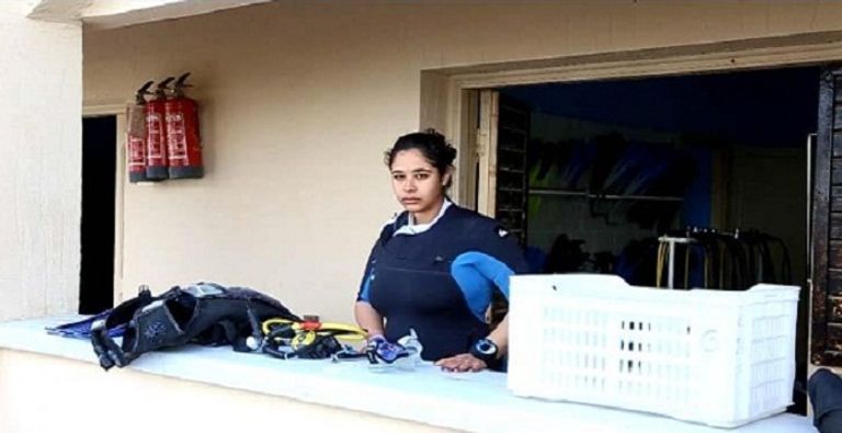 فيروز أصغر مشرفة غطس في مصر