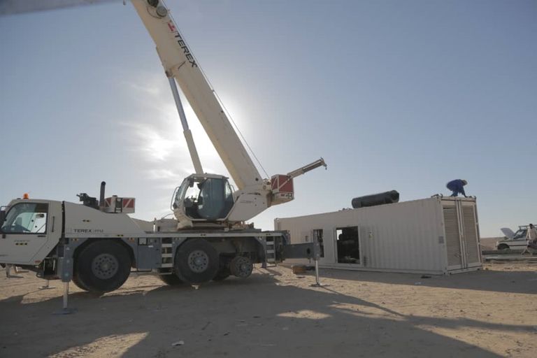 الإمارات تدعم قطاع الطاقة في مديرية ثمود بصحراء حضرموت