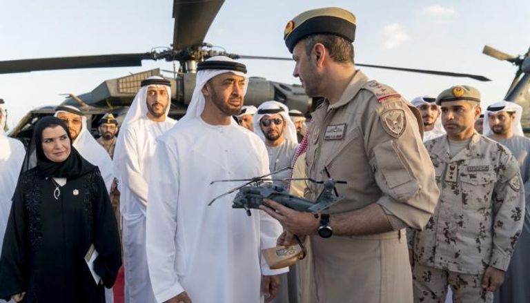 الإمارات تدشن منظومة تسليح متكاملة طورتها في طائرة 
