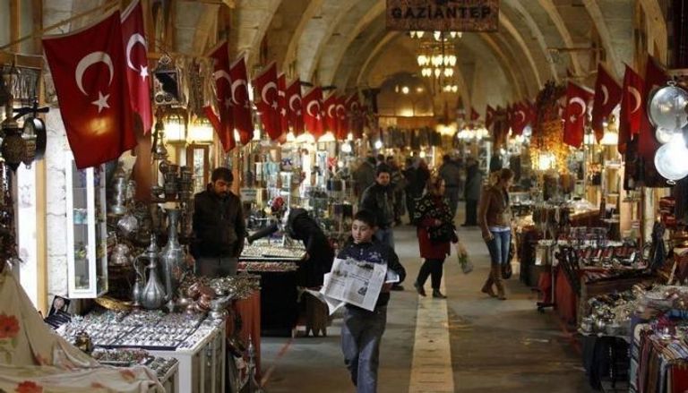 تراجع ثقة المستهلكين الأتراك في يناير