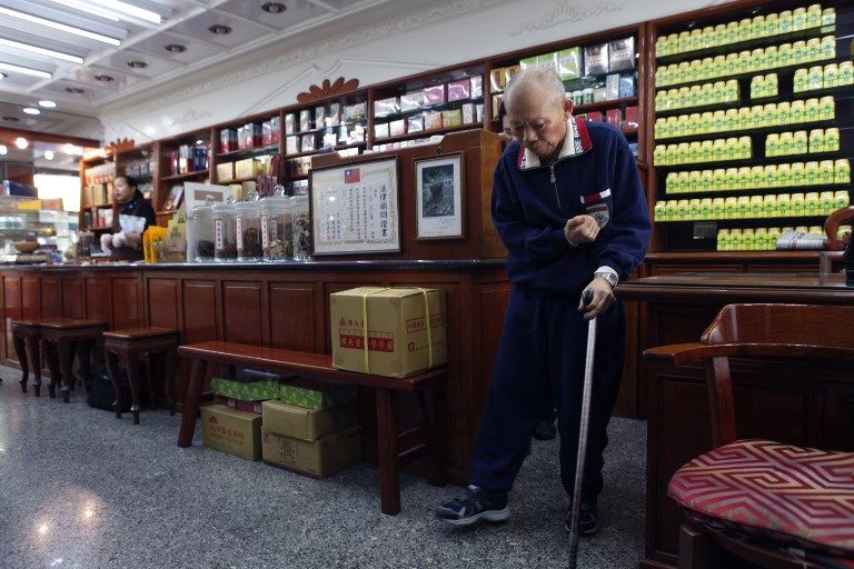 الطب التقليدي في تايوان يصارع الموت البطيء