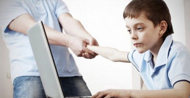 وسائل التواصل تؤثر على الصحة العقلية - صورة أرشيفية