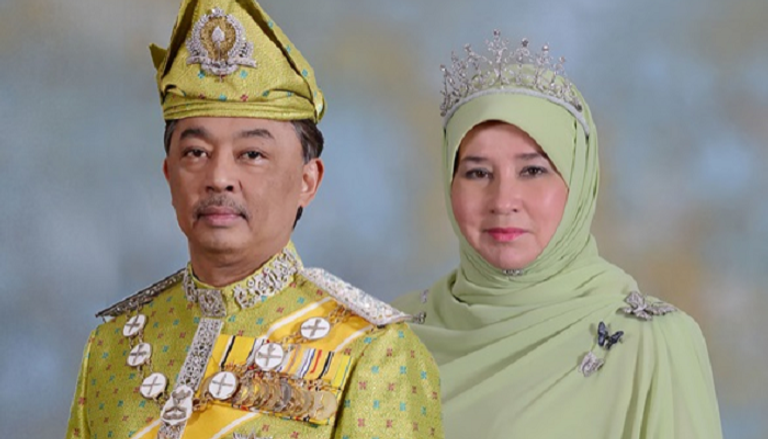 ملك ماليزيا الجديد وزوجته
