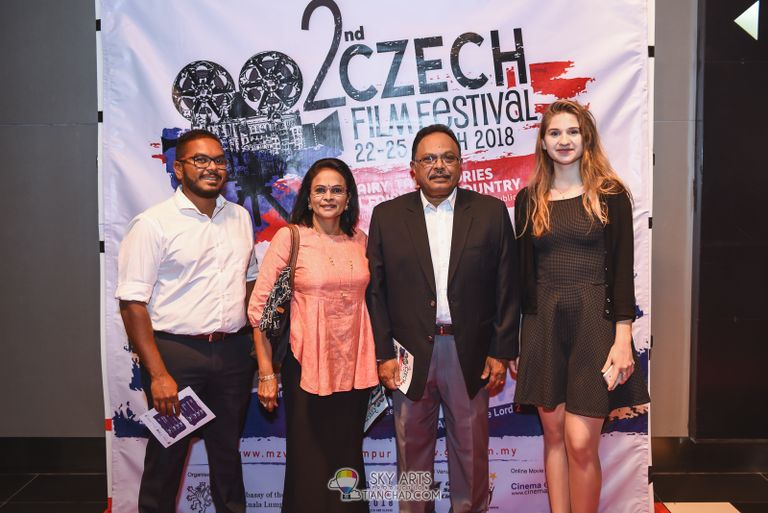 إحدى دور السينما الماليزية