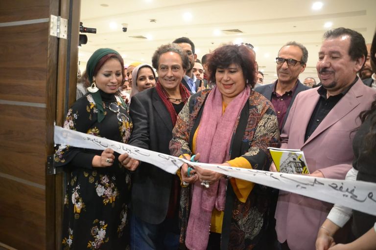 وزيرة الثقافة المصرية تفتتح 3 معارض تشكيلية بصرية وآخر كاريكاتير عالمي