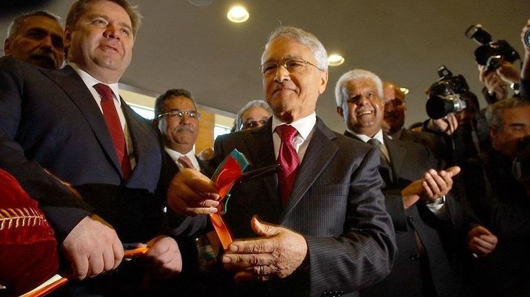 شكيب خليل وزير الطاقة الجزائري الأسبق - أرشيفية وزير الطاقة الجزائري الأسبق شكيب خليل- أرشيفية