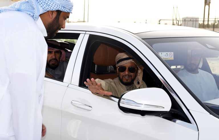 سلطان بن زايد يتفقد فعاليات اليوم الـ5 من المهرجان