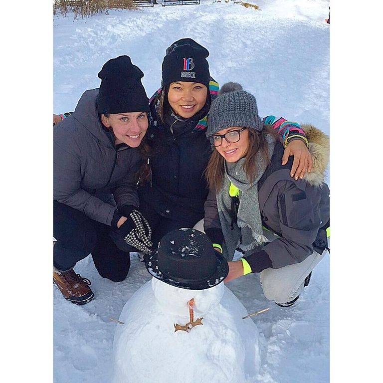 الفتاة المصرية ندى زاهر في حفل تخرجها