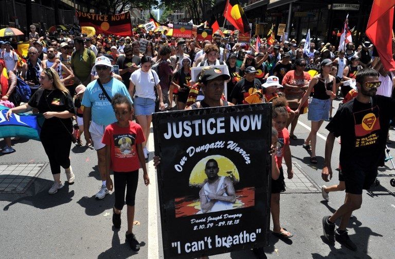 آلاف الأستراليين يتظاهرون احتجاجا على اليوم الوطني آلاف الأستراليين يتظاهرون احتجاجا على اليوم الوطني