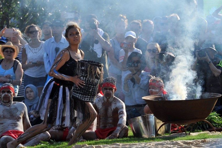 آلاف الأستراليين يتظاهرون احتجاجا على اليوم الوطني آلاف الأستراليين يتظاهرون احتجاجا على اليوم الوطني