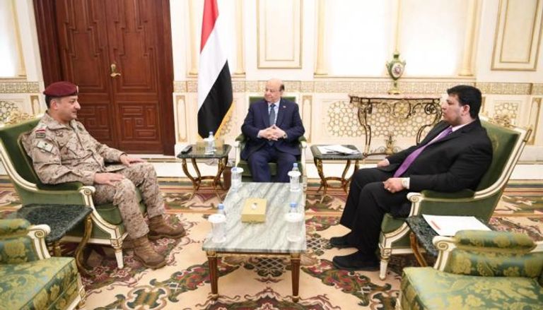 جانب من لقاء الرئيس اليمني وقائد القوات المشتركة