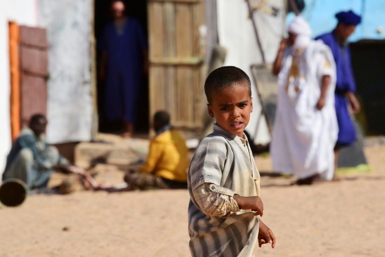 قرية موريتانية منسيّة تسهم في إحياء تقاليد البدو