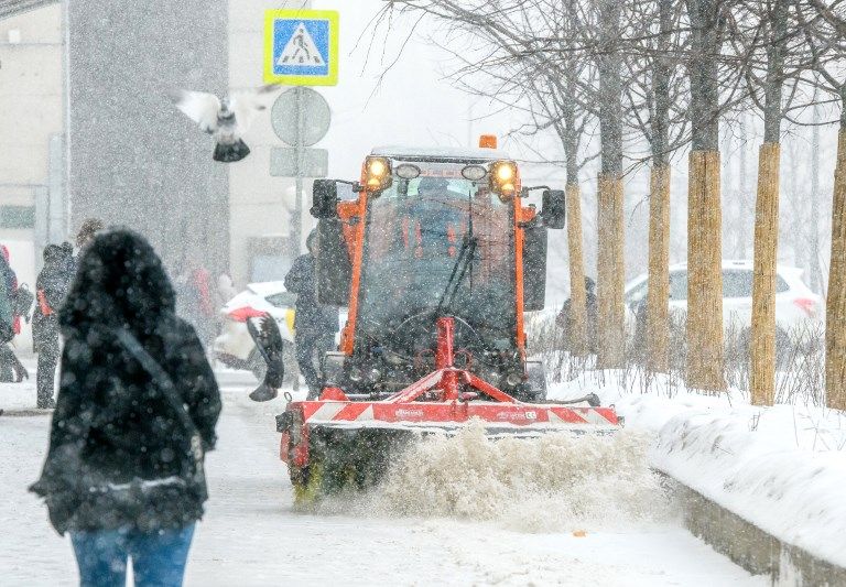 الثلوج تكسو العاصمة الروسية موسكو