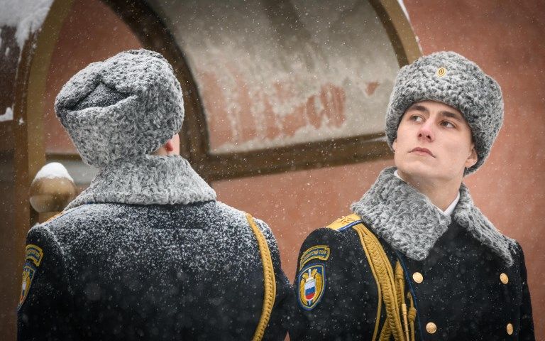 الثلوج تكسو العاصمة الروسية موسكو