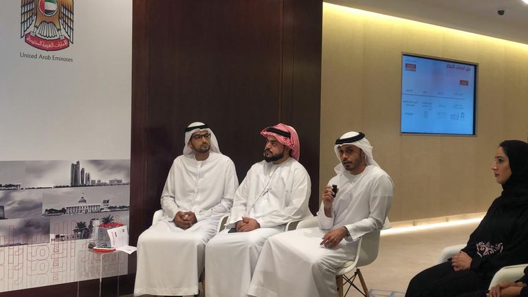 جانب من المؤتمر الصحفي للجنة فعاليات شهر الإمارات للابتكار