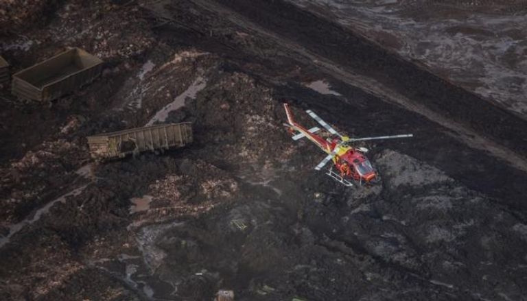 السلطات البرازيلية تواصل انتشال الضحايا