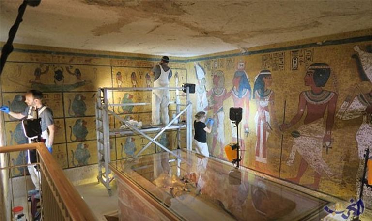 افتتاح مقبرة الملك الذهبي توت عنخ أمون بعد إغلاق دام 12عاما
