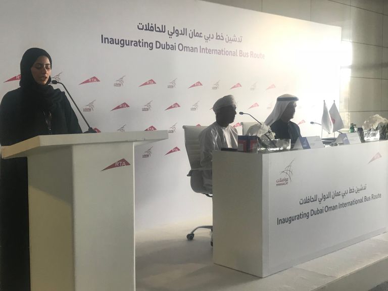 دبي تستقبل أول حافلة ركاب ضمن خط "دبي عمان الدولي"