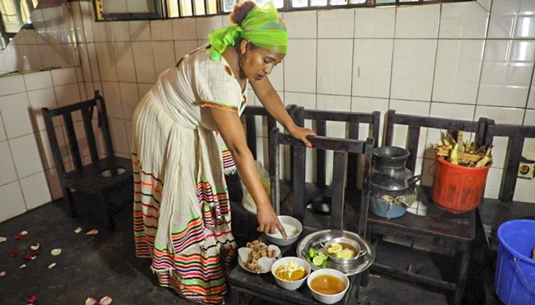 شجر الطلح.. علاج لأمراض النساء وآلام الظهر في إثيوبيا