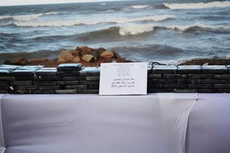 ضبط 300 كيلوجرام من الكوكايين شرق الجزائر الجمعة الماضية