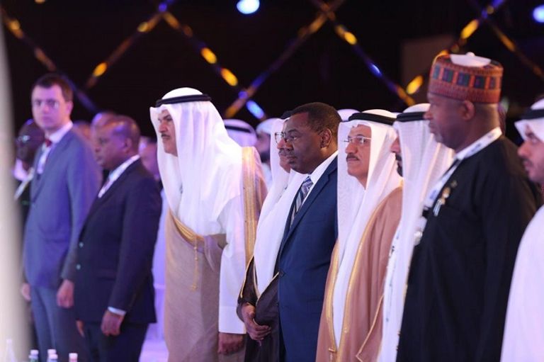 أول قمة عالمية للاستثمار في الطيران الإثنين بدبي ختام فعاليات القمة العالمية للاستثمار في قطاع الطيران بدبي